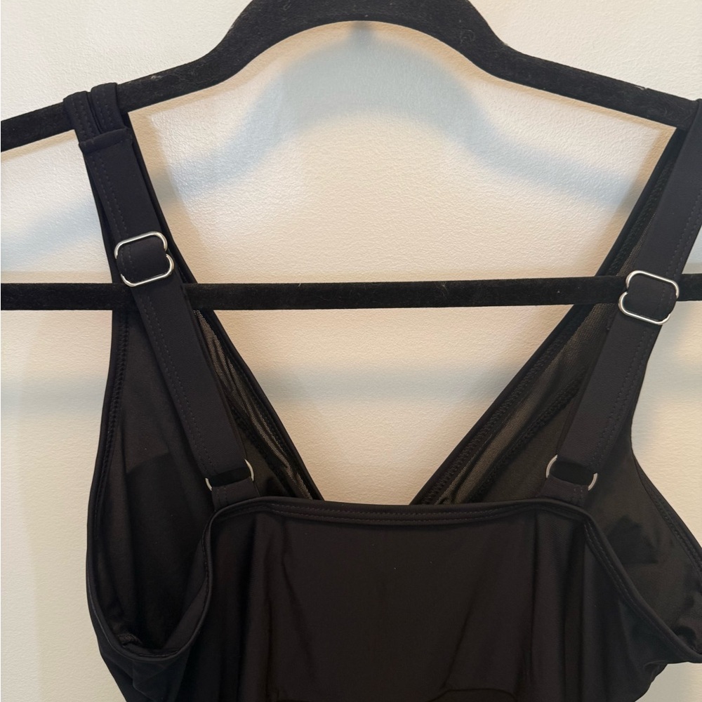 NWT Blooming Jelly One Piece Bathing Suit in Black - Size L - Picture 14 of 16